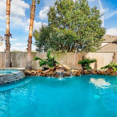 Perfect Getaway With Pool, Spa, And Private Gym Spring Exterior photo
